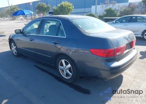 2005 Honda Accord 2.4 Ex z USA, uszkodzony, nr VIN 1HGCM56785A065734